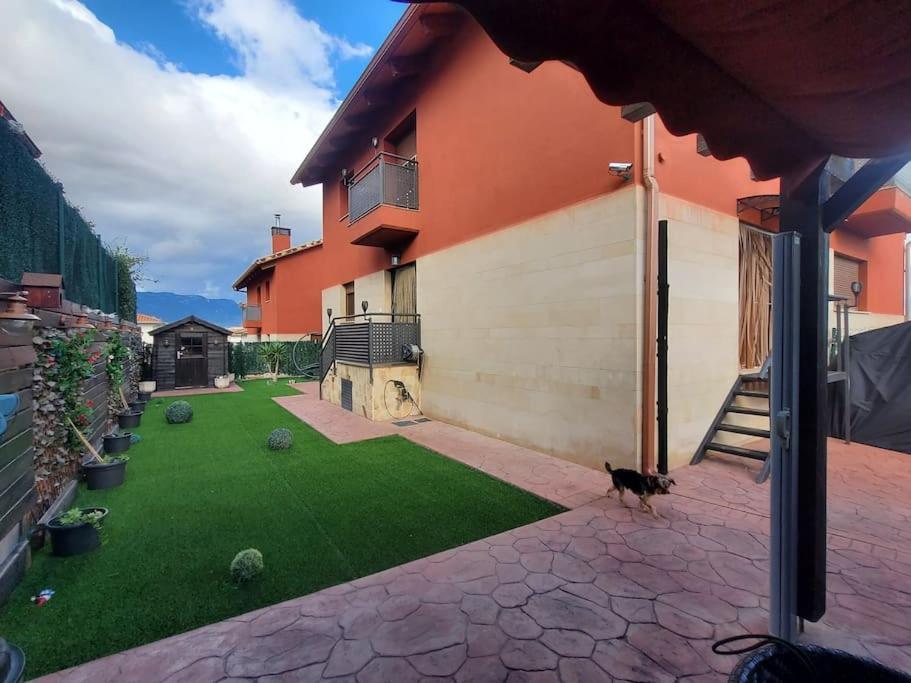 Вилла Chalet Entero En La Rioja Брионес Экстерьер фото